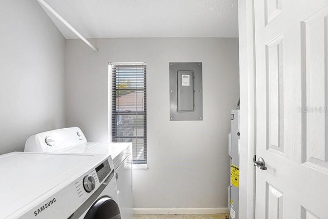 2025 SYLVESTER ROAD C2, Lakeland, FL 33803