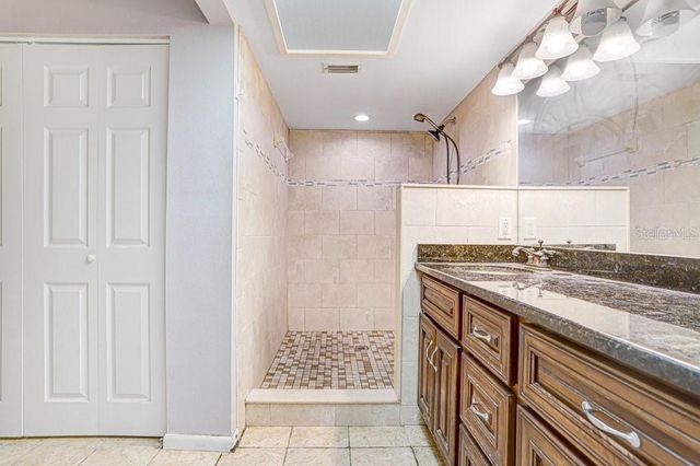 2025 SYLVESTER ROAD C2, Lakeland, FL 33803