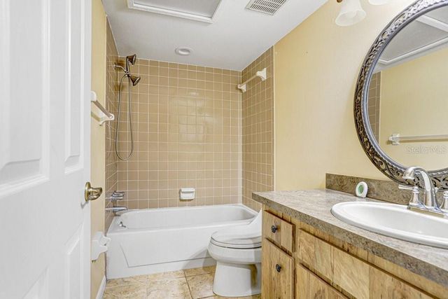 2025 SYLVESTER ROAD C2, Lakeland, FL 33803