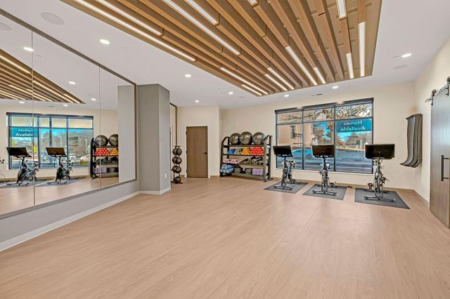 4917 Eden Avenue 402, Edina, MN 55424