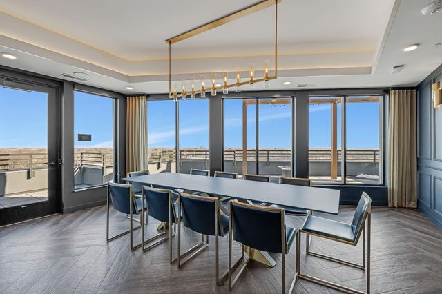 4917 Eden Avenue 402, Edina, MN 55424