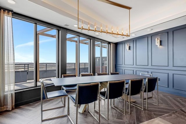 4917 Eden Avenue 402, Edina, MN 55424