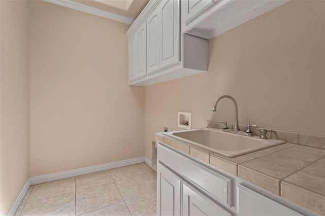 3804 Park Flower Court, Arlington, TX 76017