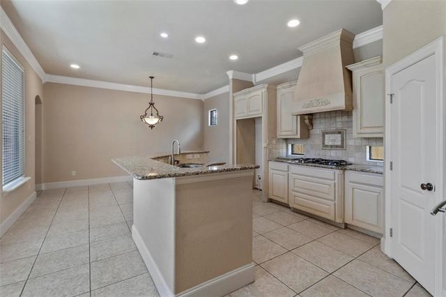 3804 Park Flower Court, Arlington, TX 76017