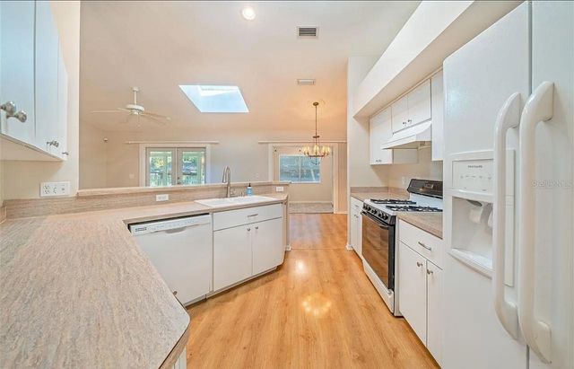 4529 NW 35 TERRACE, Gainesville, FL 32605