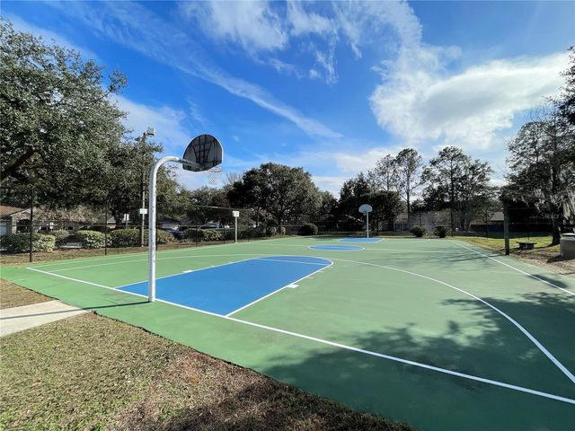 4529 NW 35 TERRACE, Gainesville, FL 32605