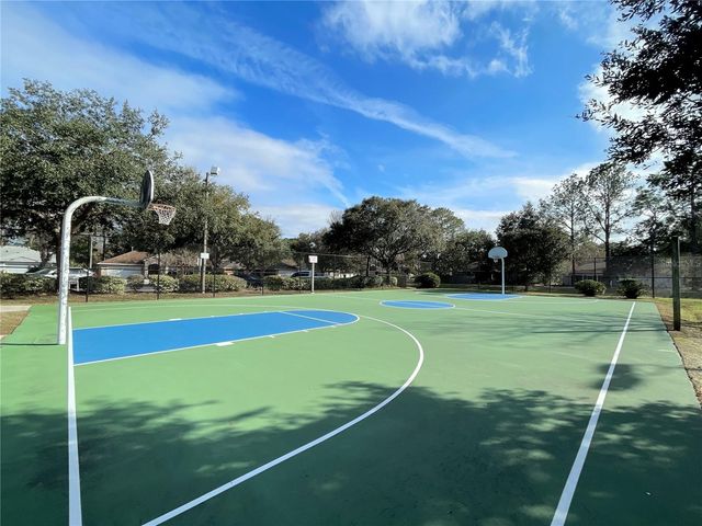 4529 NW 35 TERRACE, Gainesville, FL 32605