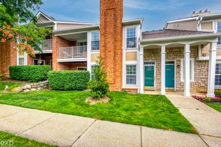56634 CHESAPEAKE Trail, Shelby Twp, MI 48316