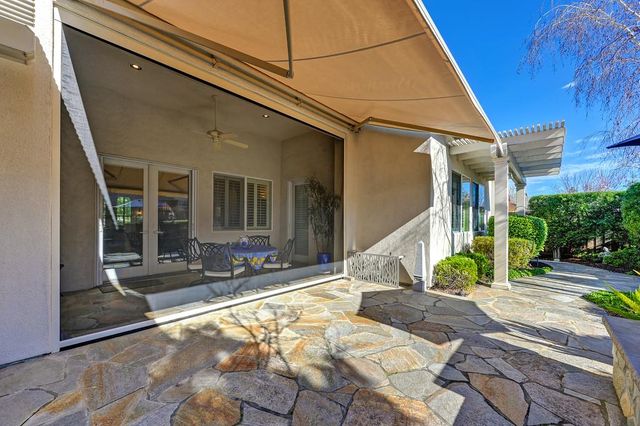 5732 Grassington Ln, Sacramento, CA 95835