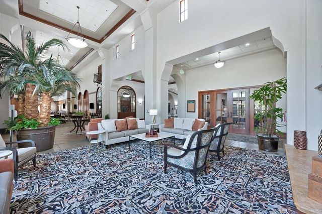 5732 Grassington Ln, Sacramento, CA 95835