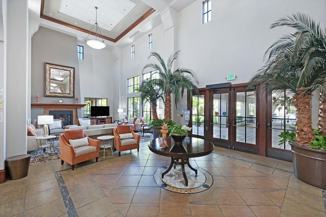 5732 Grassington Ln, Sacramento, CA 95835