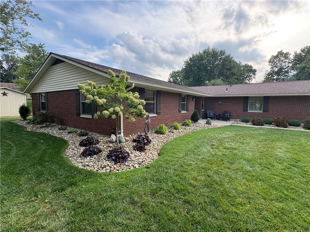 2308 Wrenside Lane, Dayton, OH 45440