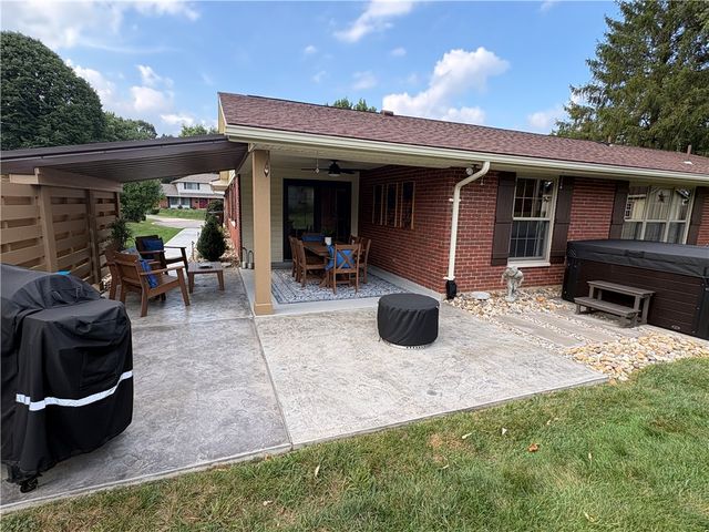 2308 Wrenside Lane, Dayton, OH 45440