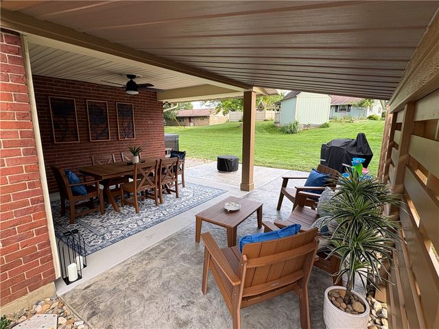 2308 Wrenside Lane, Dayton, OH 45440
