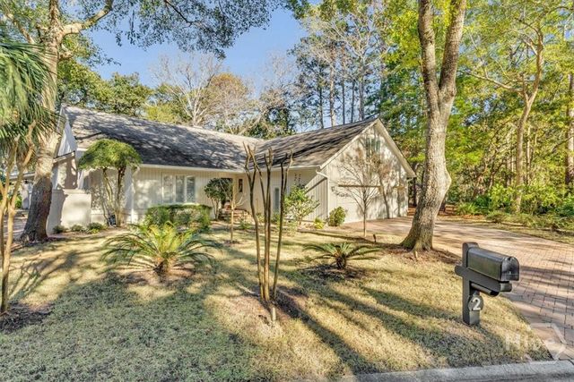 2 Fox Meadow Circle, Savannah, GA 31411