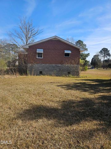 708 Nc 210, Smithfield, NC 27577