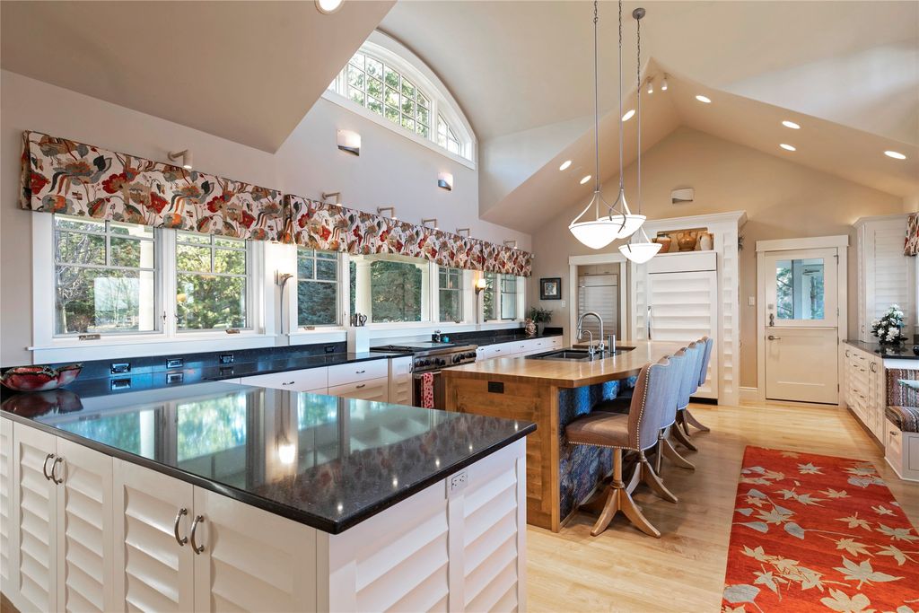 33702 N Finley Point Road, Polson, MT 59860 photo 18