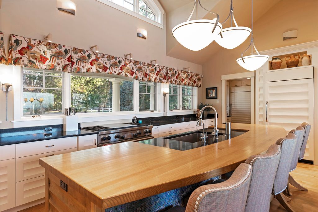 33702 N Finley Point Road, Polson, MT 59860 photo 21