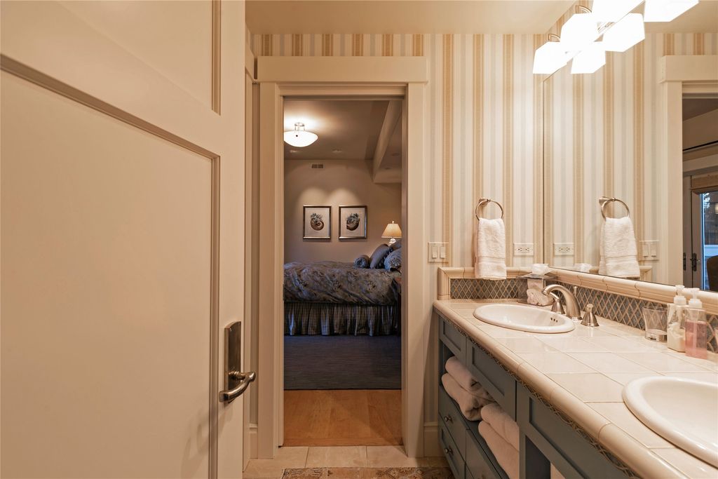 33702 N Finley Point Road, Polson, MT 59860 photo 57