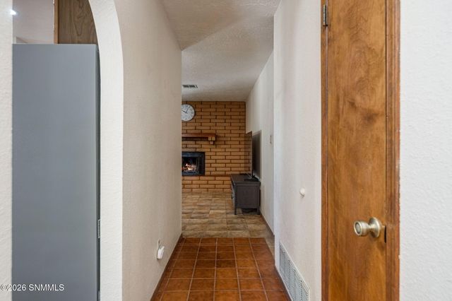 651 W Taylor Road, Las Cruces, NM 88007