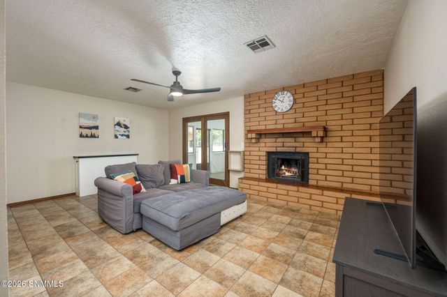 651 W Taylor Road, Las Cruces, NM 88007
