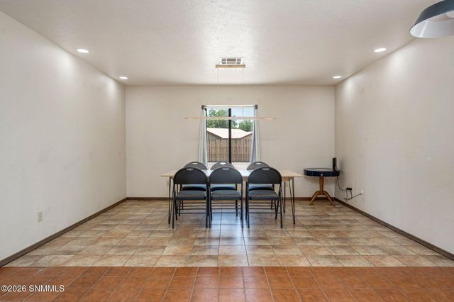 651 W Taylor Road, Las Cruces, NM 88007