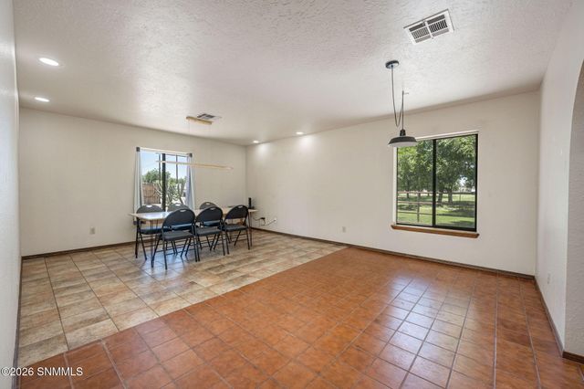 651 W Taylor Road, Las Cruces, NM 88007