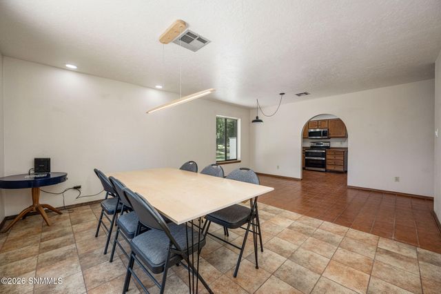 651 W Taylor Road, Las Cruces, NM 88007
