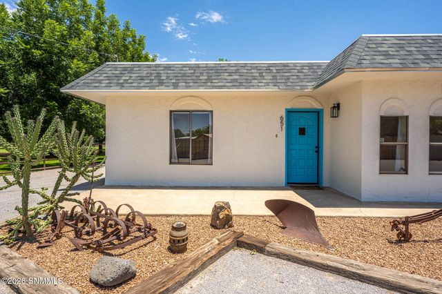 651 W Taylor Road, Las Cruces, NM 88007