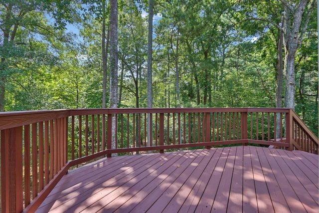 3760 Colonial Trail SW, Lilburn, GA 30047