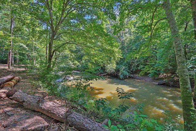 3760 Colonial Trail SW, Lilburn, GA 30047