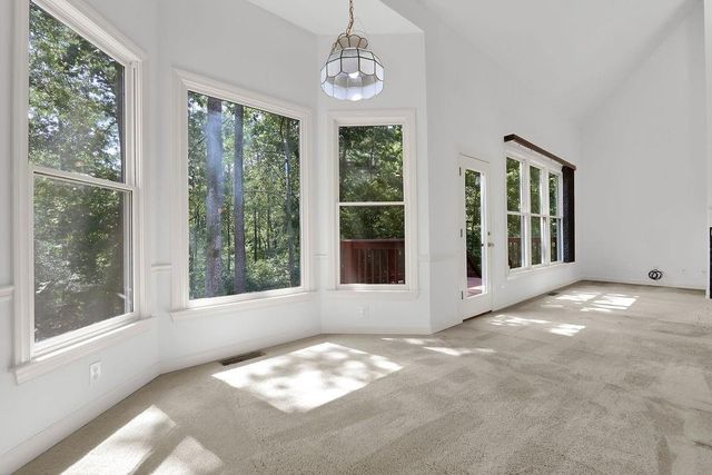 3760 Colonial Trail SW, Lilburn, GA 30047