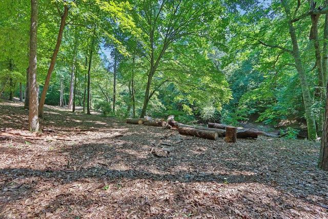 3760 Colonial Trail SW, Lilburn, GA 30047