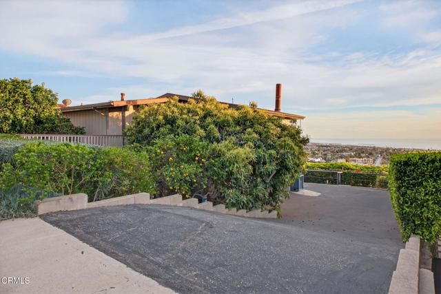 2222 Sunset Drive, Ventura, CA 93001