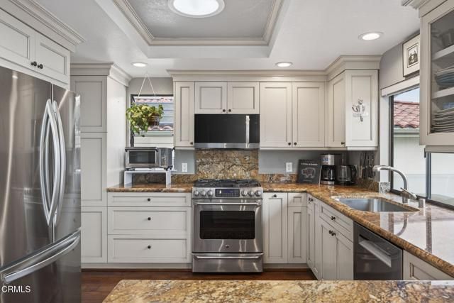 2222 Sunset Drive, Ventura, CA 93001