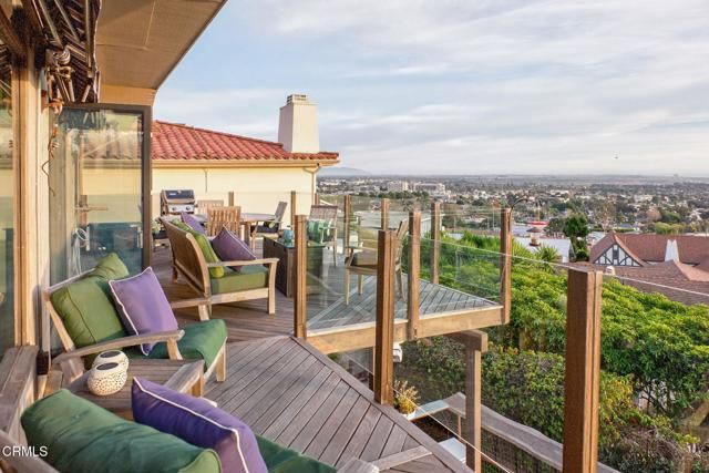 2222 Sunset Drive, Ventura, CA 93001