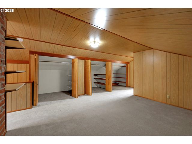 605 FULVUE Dr, Eugene, OR 97405