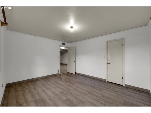 605 FULVUE Dr, Eugene, OR 97405