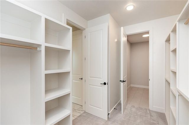 18608 Ironwood Street, Overland Park, KS 66085