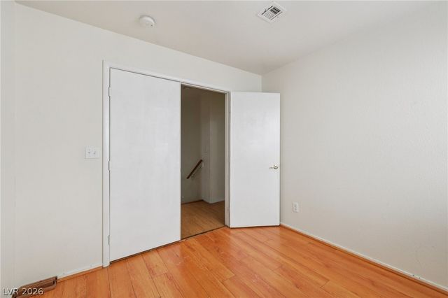 5240 Steinbrenner Lane, Las Vegas, NV 89118