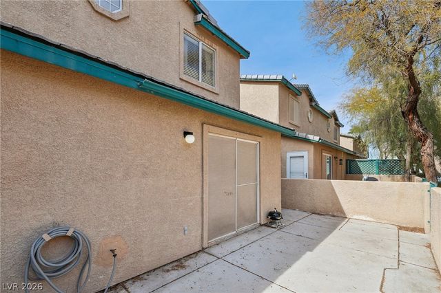 5240 Steinbrenner Lane, Las Vegas, NV 89118