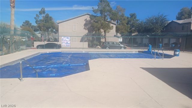 5240 Steinbrenner Lane, Las Vegas, NV 89118