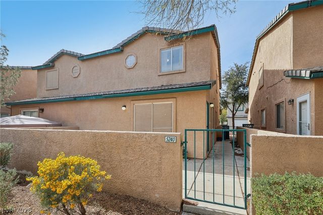 5240 Steinbrenner Lane, Las Vegas, NV 89118
