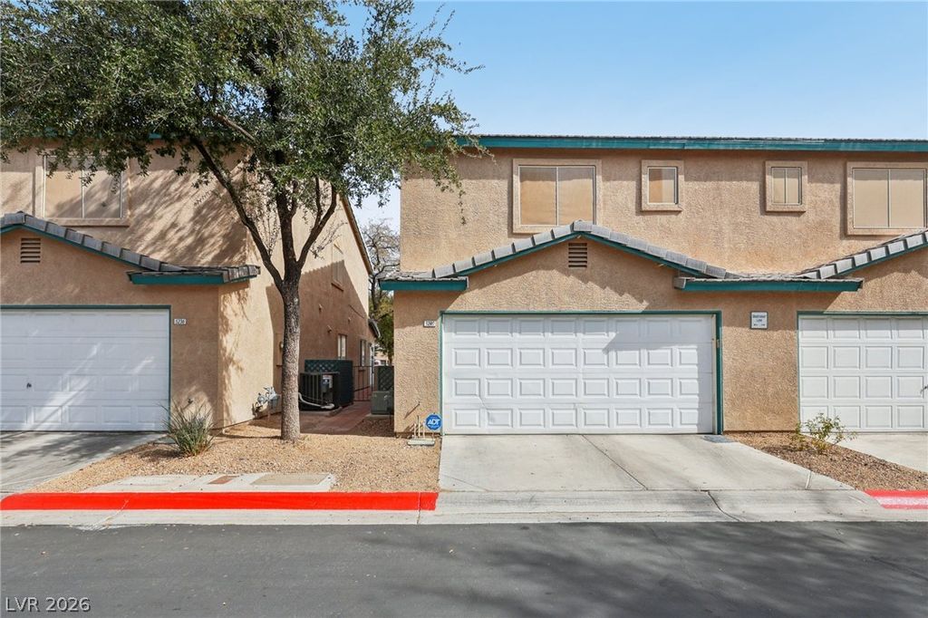 5240 Steinbrenner Lane, Las Vegas, NV 89118