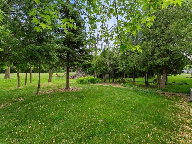 1441 Lee CIRCLE, Manitowoc, WI 54220
