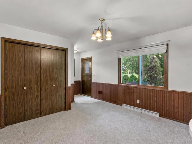 1441 Lee CIRCLE, Manitowoc, WI 54220