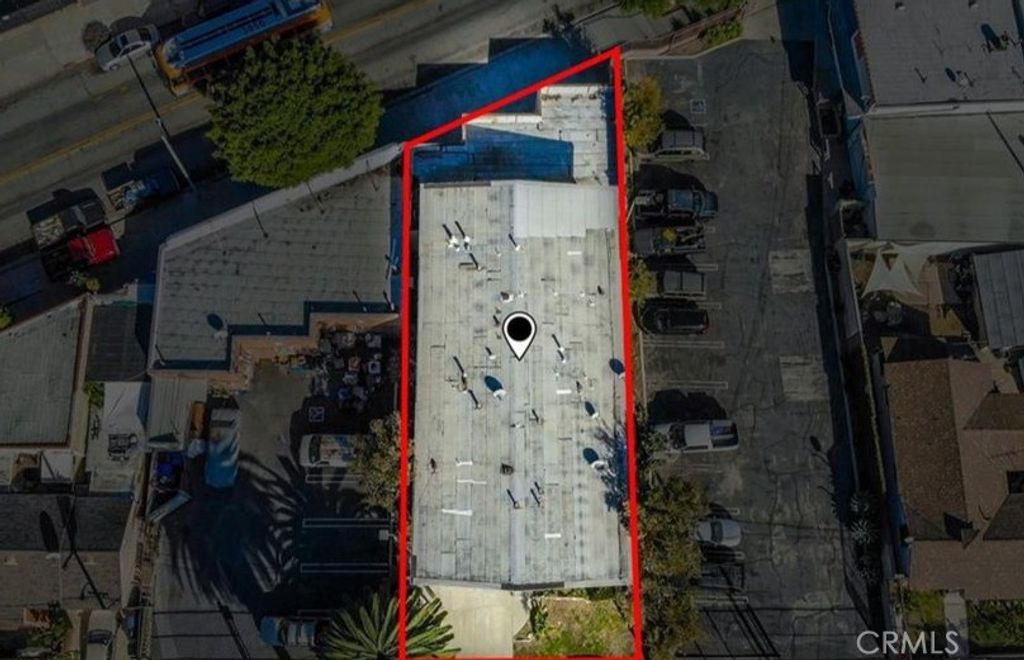 Image 2 of property listing at 719 E 65th, Inglewood, CA 90302