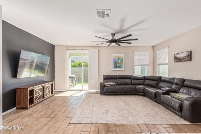 17763 W MONTE LINDO Lane, Surprise, AZ 85387