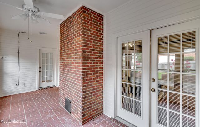 222 Cherry Drive, Brandon, MS 39042