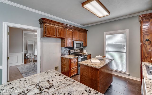 222 Cherry Drive, Brandon, MS 39042